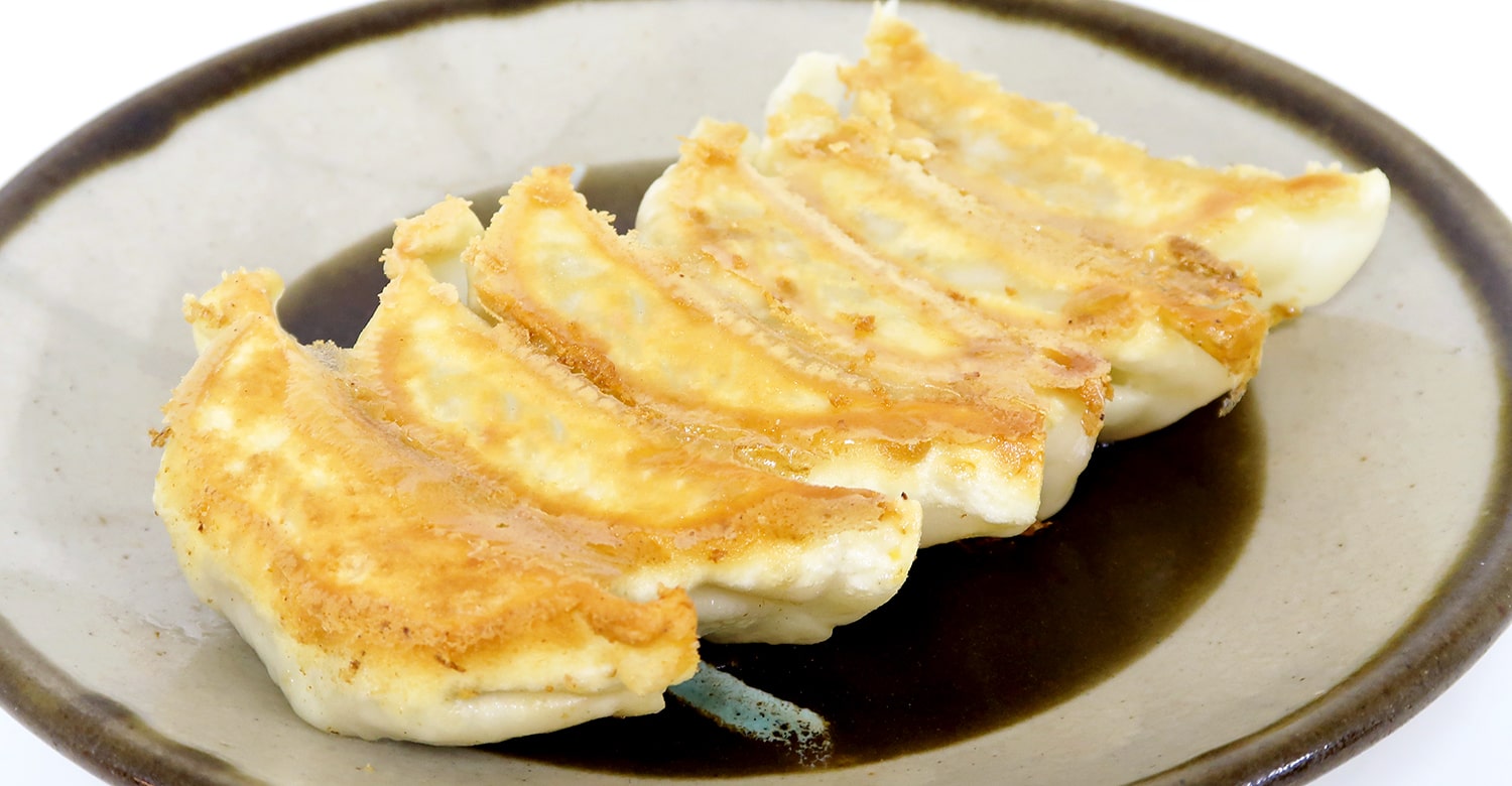コクのある大きめ餃子は、ラーメンとの相性◎！